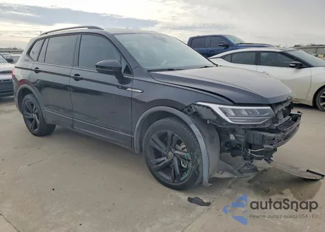 2023 Volkswagen Tiguan Se R-Line Black z USA, uszkodzony, nr VIN 3VVCB7AX9PM108914